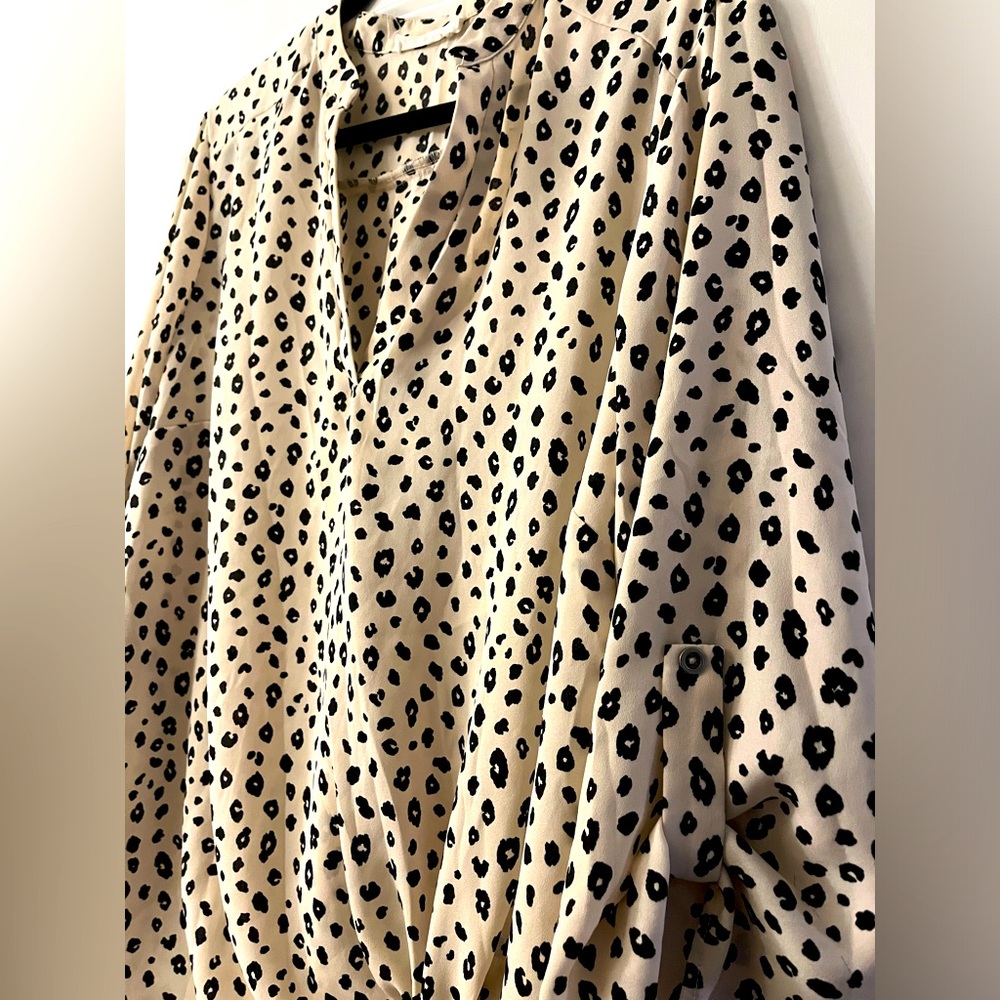 Lush Leopard Print 1x Plus Size Blouse - image 2